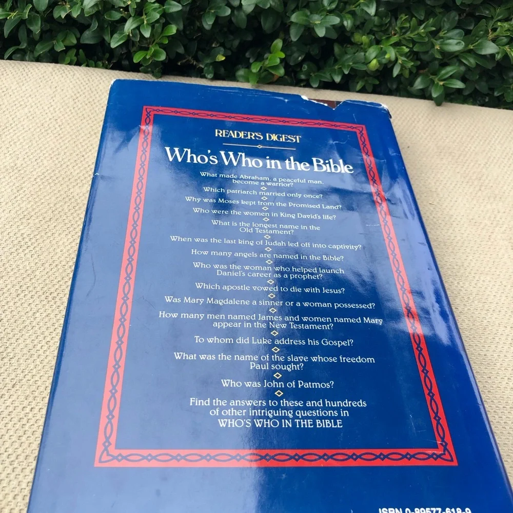 Reader's Digest Who's Who in the Bible — Blue Hardcover